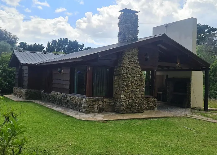 Cabana En Los Acantilados